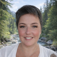 GISELE KARINA PETRY GIL